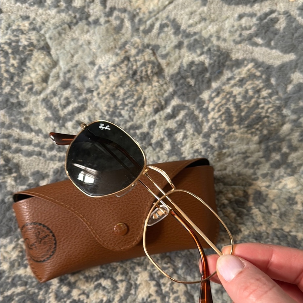 Ray Ban Hexagonal Flat Lenses - Picture 2 of 5